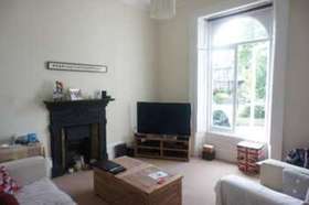 2 bedroom Flat for s...